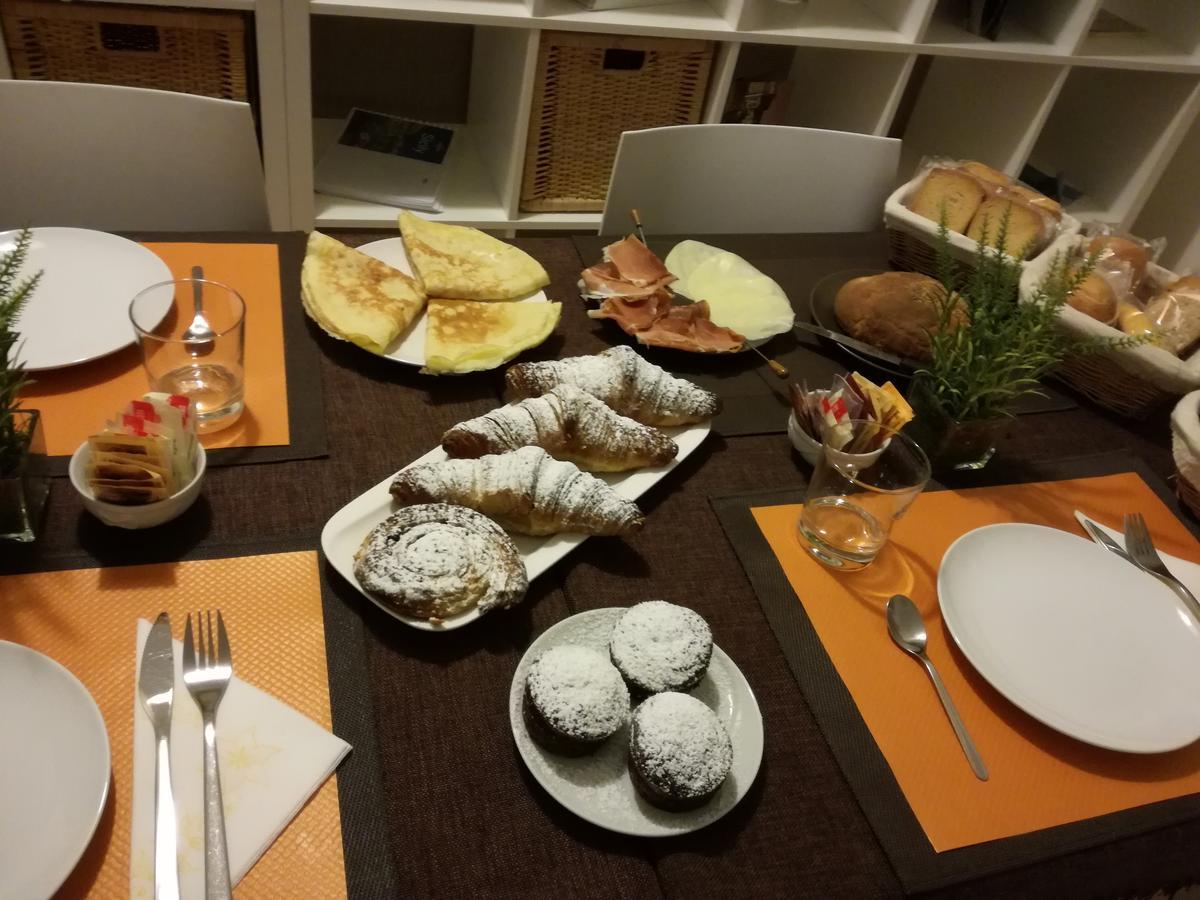Acomodação com café da manhã  La Piazzetta Palermo